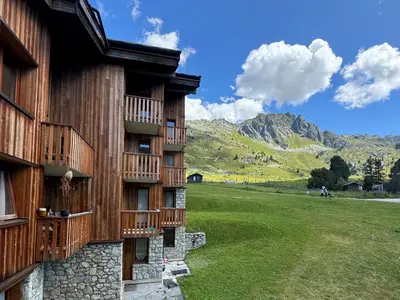 Vue générale sur la montagne ou vue sur la montagne depuis l'appartement
