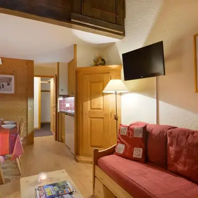 Charmant appartement rénové 2 pièces + cabine