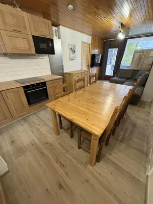 Cuisine ou kitchenette dans l'établissement Appartement Tignes 2100 - 6-8 personnes - 2 chambres - 3 Télévisions - Wifi inclus