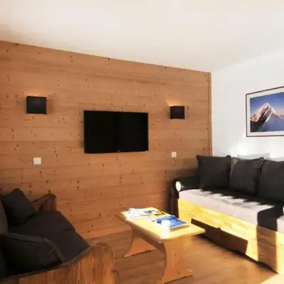 Résidence Pierre De Soleil - Appartement lumineux et rénové · Skis aux pieds MAE-6411