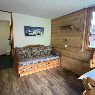 Résidence Aigue-marine - Studio chaleureux · Skis aux pieds · Vue pistes · Balcon MAE-6491