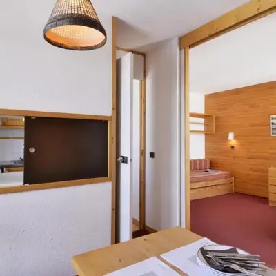 Résidence Pierre De Soleil - Appartement fonctionnel · Skis aux pieds MAE-6531