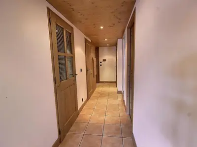 Plan de l'établissement Appartement skis aux pieds pour 6 pers proche centre Vallandry, animaux admis - FR-1-411-918