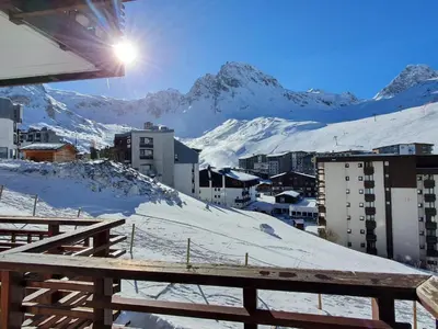 Vue générale sur la montagne ou vue sur la montagne depuis l'appartement