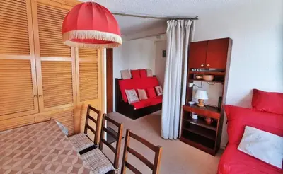 Un ou plusieurs lits dans un hébergement de l'établissement Résidence Curling B1-b2 - Appartement confortable · Proche des pistes MAE-6851