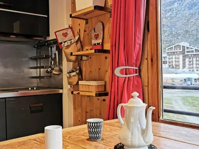 Cuisine ou kitchenette dans l'établissement Sefcotel - Studio cabine 4 personnes COSY MAE-0321
