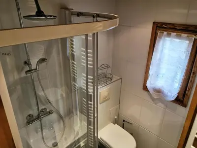 Salle de bains dans l'établissement Sefcotel - Studio cabine 4 personnes COSY MAE-0321