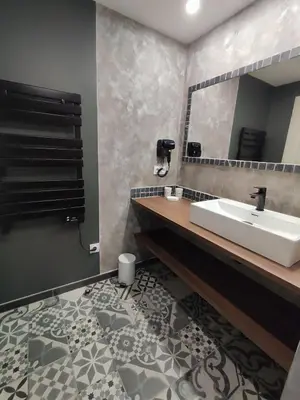 Salle de bains dans l'établissement COSY EDEN SKI - Luxueux appartement T4 skis aux pieds à Tignes 2100