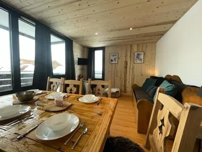 Coin salon dans l'établissement Résidence Sefcotel - Studio rénové·Pieds des pistes ·Balcon MAE-8201