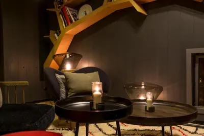 Coin salon dans l'établissement Le Yule Hotel & Spa