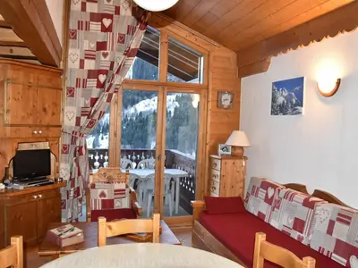 Télévision ou salle de divertissement dans l'établissement Duplex près des pistes - 4 pièces pour 6/8 personnes - FR-1-464-224