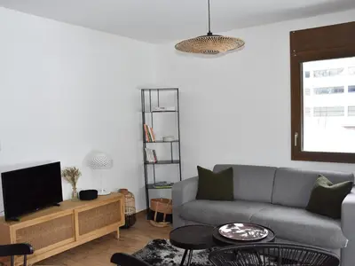 Télévision ou salle de divertissement dans l'établissement Appartement 3 pièces, 4 pers, proche téléphérique - FR-1-464-225