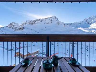 Vue générale sur la montagne ou vue sur la montagne depuis l'appartement