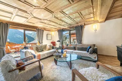 Coin salon dans l'établissement Chalet L'éclipse, Champagny, La Plagne/Paradiski