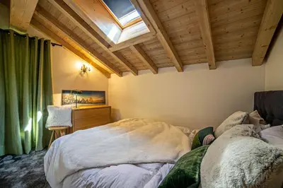 Un ou plusieurs lits dans un hébergement de l'établissement Chalet L'éclipse, Champagny, La Plagne/Paradiski