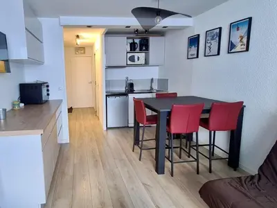 Cuisine ou kitchenette dans l'établissement Tignes - Appartement 2 pièces cabine, 6 pers, vue sur montagne - FR-1-449-193