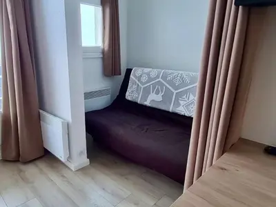 Coin salon dans l'établissement Tignes - Appartement 2 pièces cabine, 6 pers, vue sur montagne - FR-1-449-193