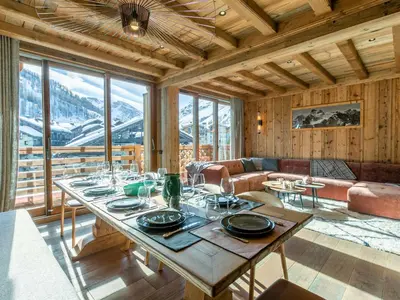 Vue générale sur la montagne ou vue sur la montagne depuis l'appartement