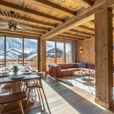 Luxueux appartement 5 pièces avec balcons et vues