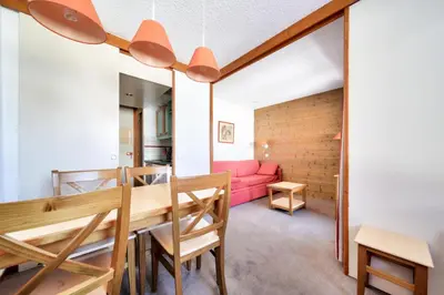 Coin salon dans l'établissement Résidence Les Chalets des Arolles - maeva Home - Studio 4 Personnes - Confort MAE-5711