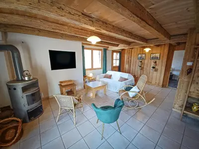 Télévision ou salle de divertissement dans l'établissement Unique à Champagny l'appartement Panoramik dans un Chalet d'Alpage avec une vue exceptionnelle