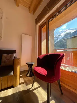 Vue générale sur la montagne ou vue sur la montagne depuis l'appartement