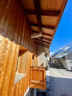 Vue générale sur la montagne ou vue sur la montagne depuis l'appartement