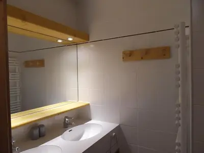 Plan de l'établissement Appartement rénové au pied des pistes pour 7 personnes - FR-1-181-2741