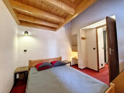 Un ou plusieurs lits dans un hébergement de l'établissement Appartement Centre Station Val-d'Isère pour 6 pers, 2 pièces - FR-1-518-153