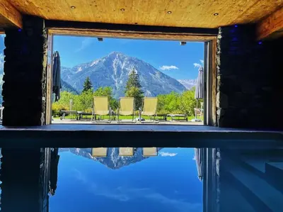 Vue générale sur la montagne ou vue sur la montagne depuis le chalet