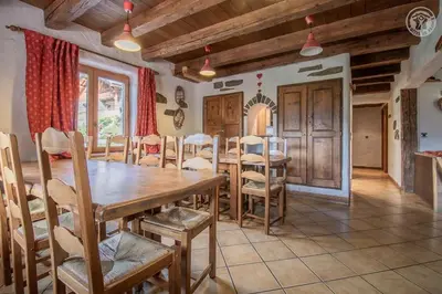 Plan de l'établissement Spacieux Chalet 19pers, Piscine, Jacuzzi, Sauna & Salle de Jeux