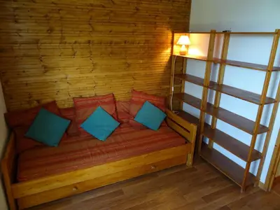 Un ou plusieurs lits dans un hébergement de l'établissement Studio cabine 4 pers, Vallandry, centre station, proche pistes - FR-1-411-940