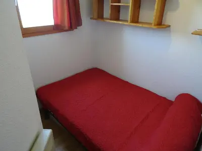Un ou plusieurs lits dans un hébergement de l'établissement Studio cabine 4 pers, Vallandry, centre station, proche pistes - FR-1-411-940