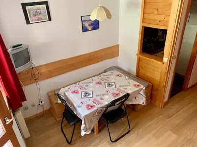 Plan de l'établissement Paradiski proche pistes et commerces vallandry