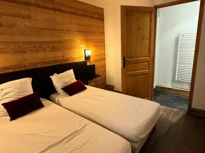 Plan de l'établissement Résidence Le Centaure - Très appartement avec grand séjour · Résidence ski aux pieds · Vue pistes MAE-0571