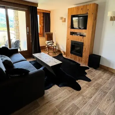 Résidence Le Centaure - Très appartement avec grand séjour · Résidence ski aux pieds · Vue pistes MAE-0571