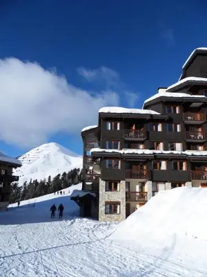 L'établissement Résidence Le Centaure - Appartement pour 6 personnes · Ski aux pieds · Sur le haut de Belle Plagne MAE-0631 en hiver