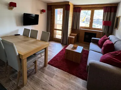 Télévision ou salle de divertissement dans l'établissement Résidence Le Centaure - Appartement agréable · Résidence ski aux pieds · Vue sur les pistes MAE-0681