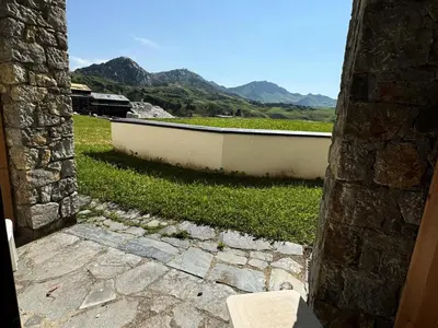 Vue générale sur la montagne ou vue sur la montagne depuis l'appartement