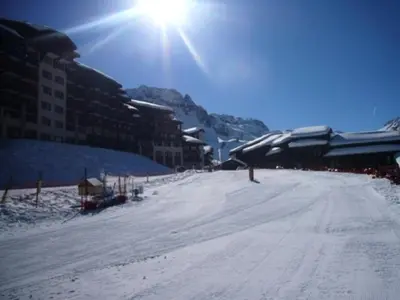 L'établissement Résidence Le Centaure - Studio fonctionnel pour 2 personnes · Ski aux pieds · Vue sur les pistes MAE-0731 en hiver