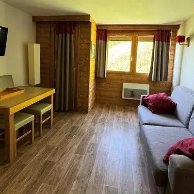 Résidence Le Centaure - Studio fonctionnel pour 2 personnes · Ski aux pieds · Vue sur les pistes MAE-0731