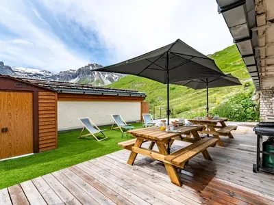 Vue générale sur la montagne ou vue sur la montagne depuis l'appartement