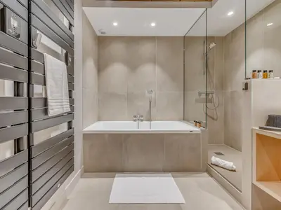 Salle de bains dans l'établissement Apartment Le Canvolan-1 by Interhome