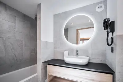 Salle de bains dans l'établissement Chalet Hôtel Quartz
