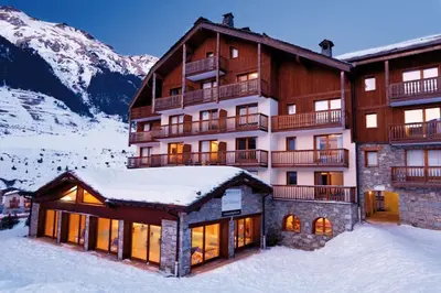 Vue générale sur la montagne ou vue sur la montagne depuis l'appartement
