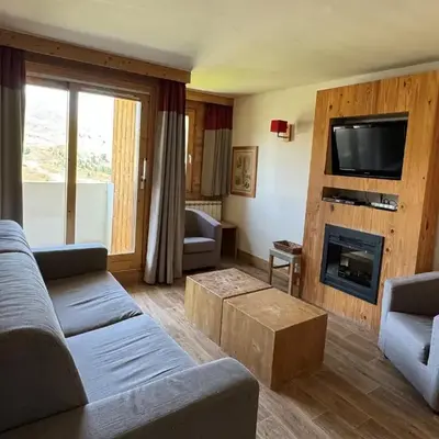 Grand 5 pièces pour 10 pers. avec cheminée et animaux admis - FR-1-181-2806