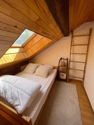 Un ou plusieurs lits dans un hébergement de l'établissement T4 Champagny, terrasse au calme