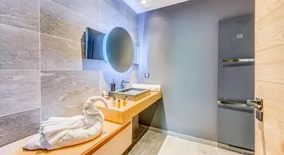 Salle de bains dans l'établissement Résidence Phoenix - 5 Pièces pour 8 Personnes MAE-4411