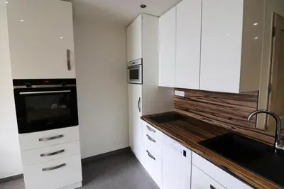 Cuisine ou kitchenette dans l'établissement Résidence Hameau De Toviere - Appartement rénové·Proche des pistes · balcon MAE-3151