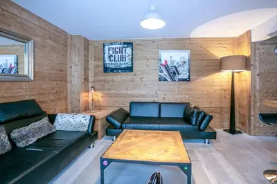 Coin salon dans l'établissement CRISTALLINES App 6 personnes Val d'Isère Centre, Garage